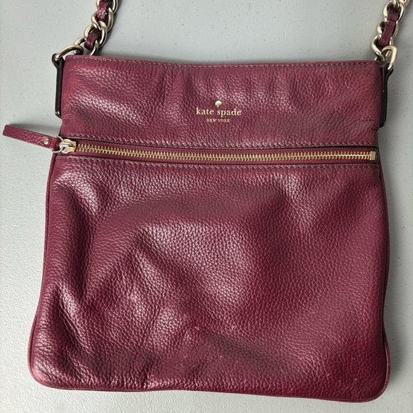 Kate Spade Burgundy Red Pebbled Leather Crossbody Purse Shoulder Bag Zip Closure - Picture 1 of 14